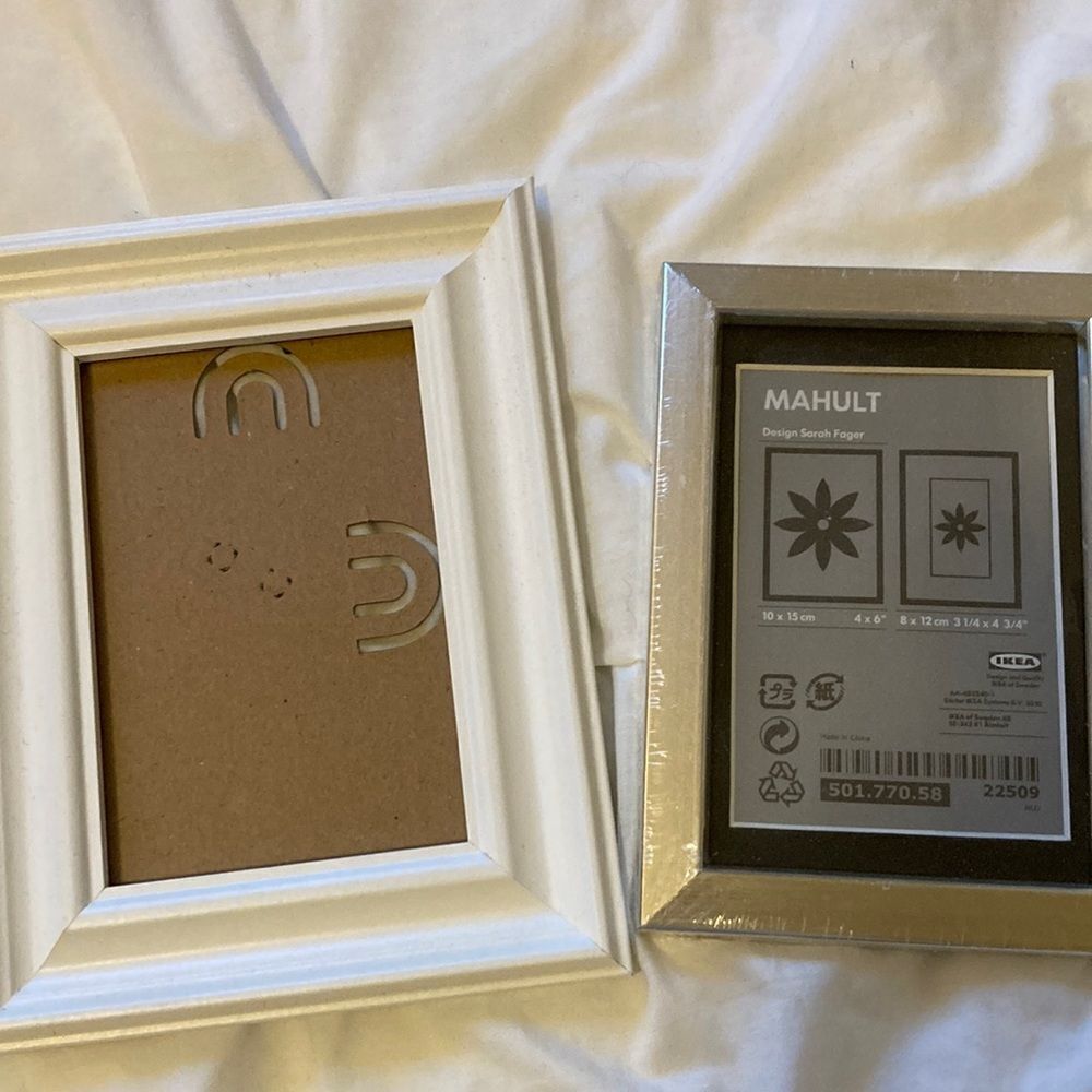IKEA Mahult Silver Picture Frame and White Beveled Photo Frame Bundle 4x6 2pk